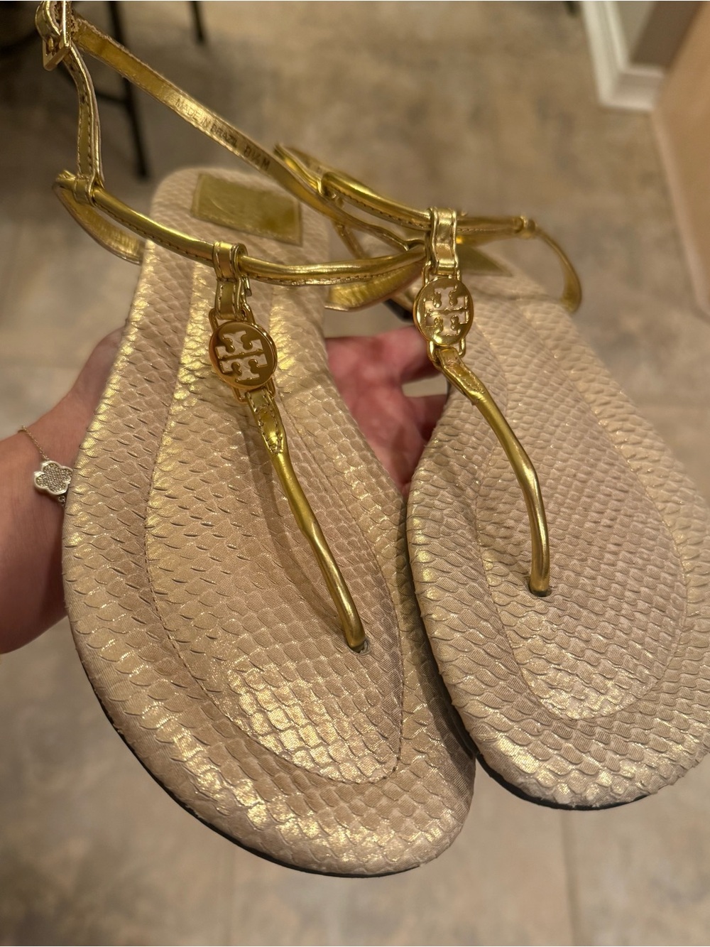 Tory Burch Metallic Gold Miller Thong Sandals Snake Embossed Size 8
